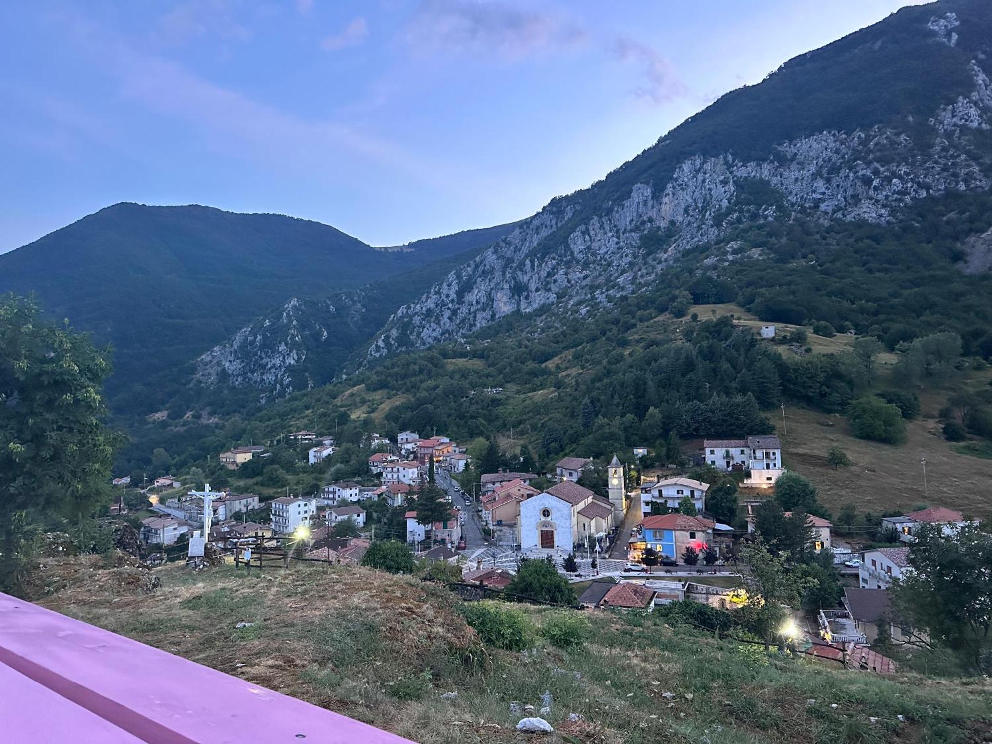 Mariella Vernile Civitella Roveto Exteriér fotografie